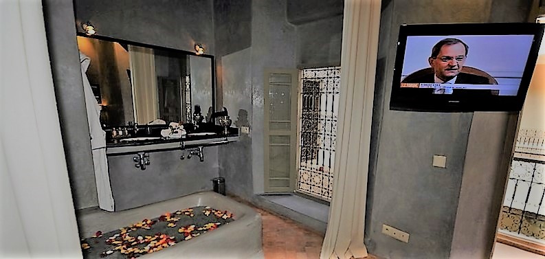 Louer Riad Marrakech avec piscine : 4 jours / 3 nuits avec une Excursion ...............145 � / personne &nbsp;